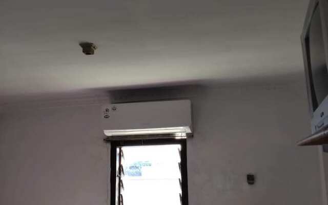 OYO Life 92779 Kost Arjuna