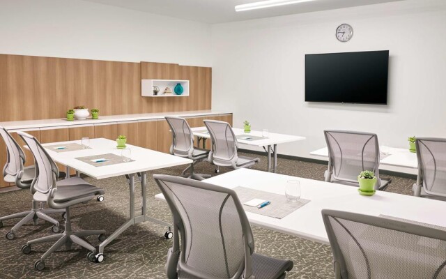 Element Chandler Fashion Center