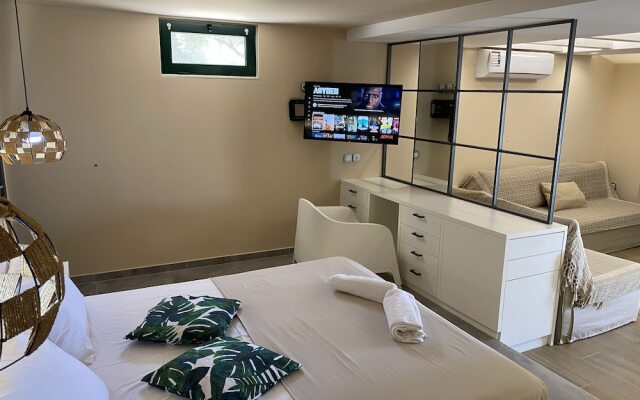 Papaduke House Kalives-Chania - Panoramic Sea View