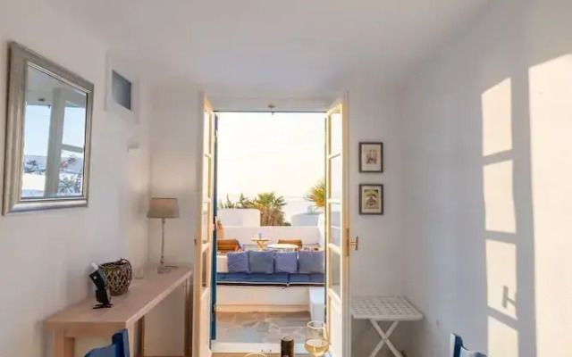 Beach House With Seaview