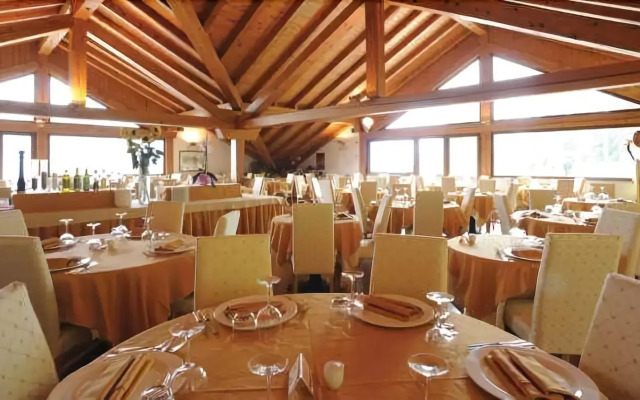 Luna Wellness Hotel