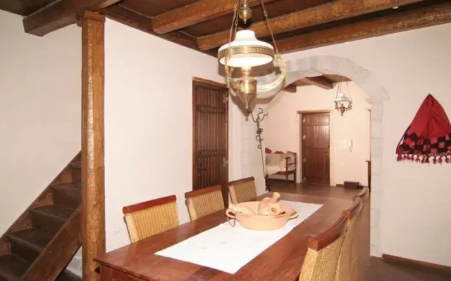 Galatas Traditional House