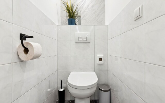 SKY9 Apartments District 6