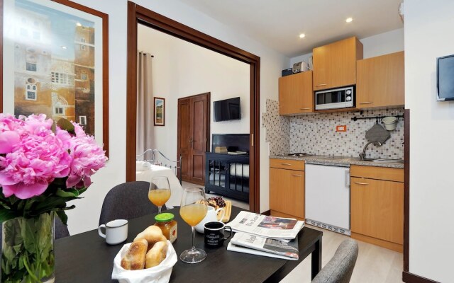 Cavour Square Apartment