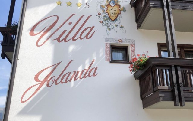 Villa Jolanda