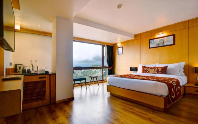 Summit Swiss Heritage Hotel & Spa