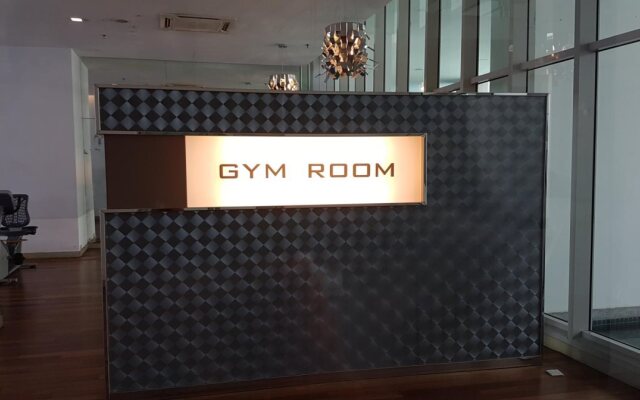 Regalia Studio 109 Suites