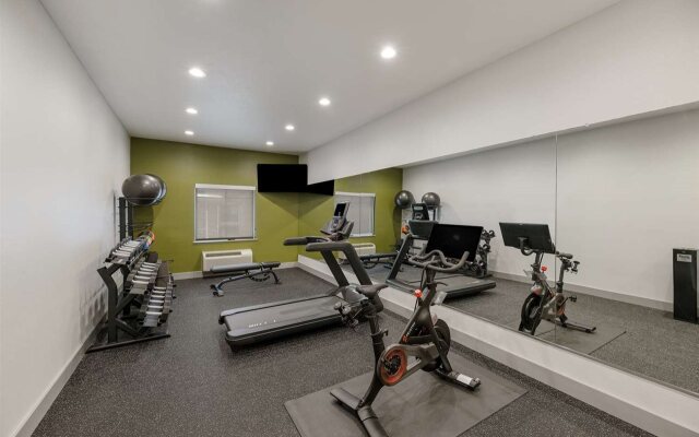 Spark by Hilton Midland South