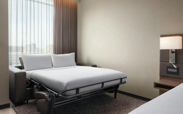 AC Hotel by Marriott Detroit at the Bonstelle