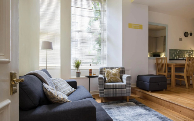 Sunshine On Leith Apartment