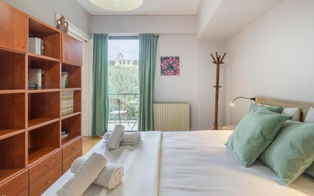 Holodek Apartments : Parthenon