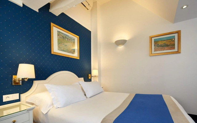 Red and Blue Design Hotel Prague