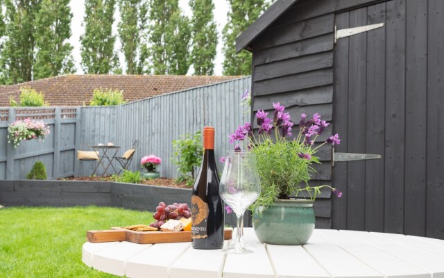 Escape 2 Unwind, Collier's Retreat - Sleeps 6