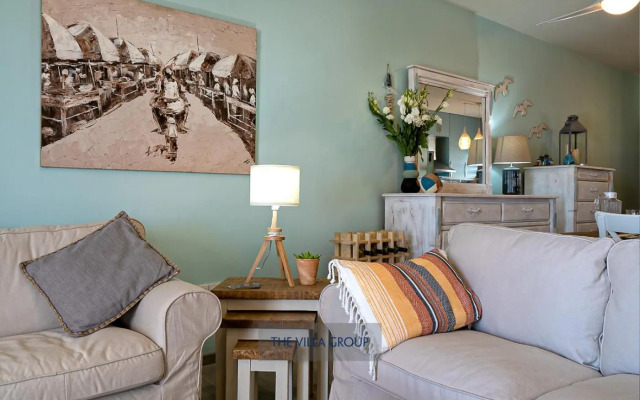 Thea Vista Apartment