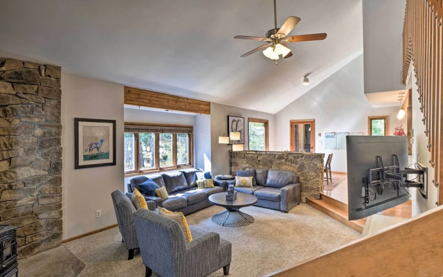 6 Mi to Breck Ski Resort: Family Cabin w/ Hot Tub!