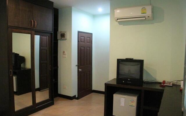 Baan Vor Sumongkol Services Apartment