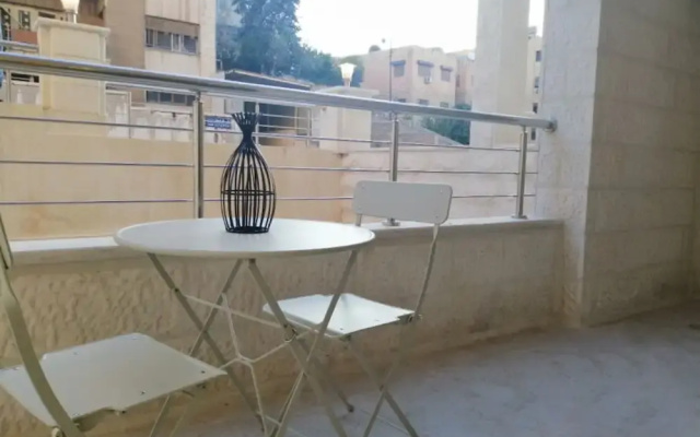 Amazing one Bedroom Apartment in Amman,Elwebdah 1