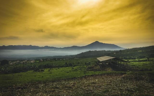 Kebunsu Bogor Villas