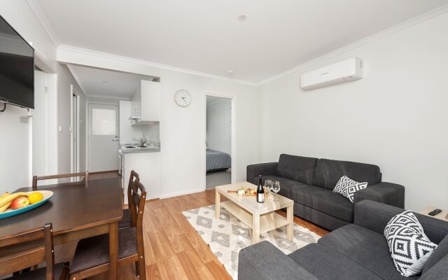 125 Milton