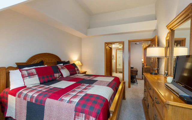 2130 Pines Condo