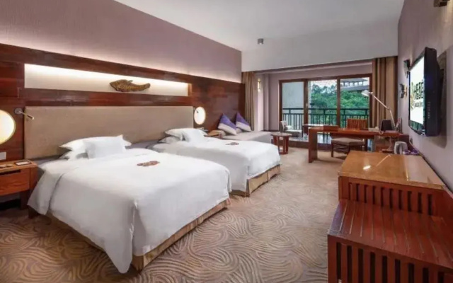 Chime Long Hotel