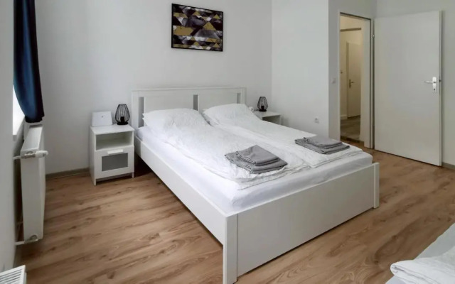 Bacher Apartment
