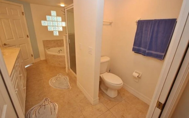 Oceanwalk 14-301 Apartment 3