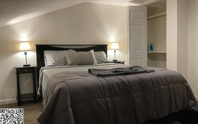 Entire Unit-5min to M&TBank Camden Yards