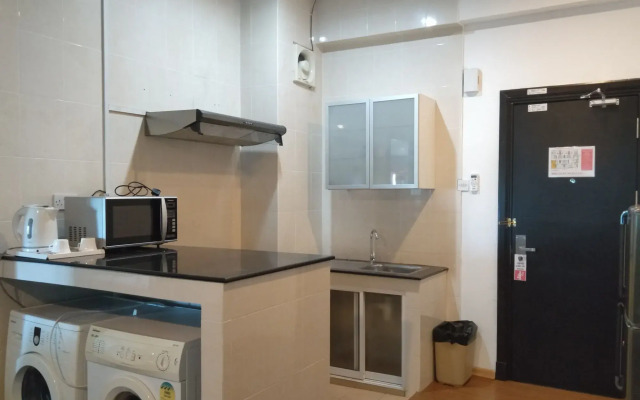 GinaSuite Kompleks27 Hotel