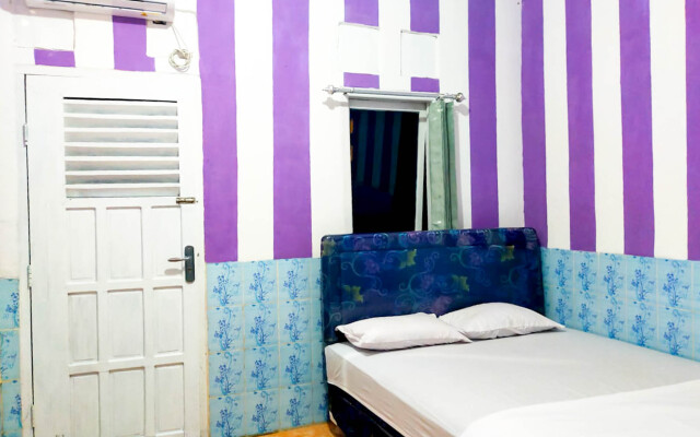 Queen Asri 2 RedPartner