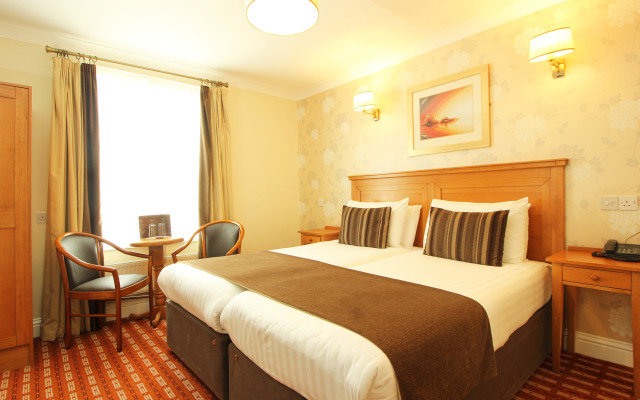Castle Hotel