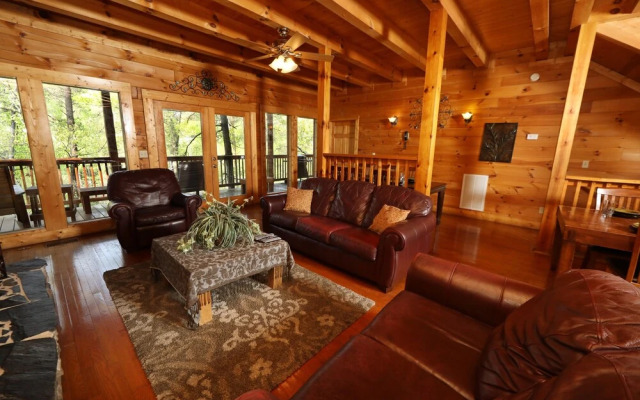 Big Pine Lodge - Six Bedroom Cabin