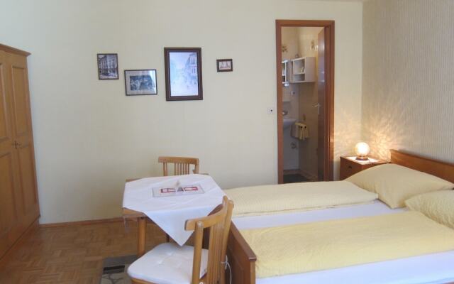 Pension Sonne Bed & Breakfast