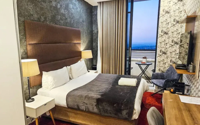 Illovo Central Apartments