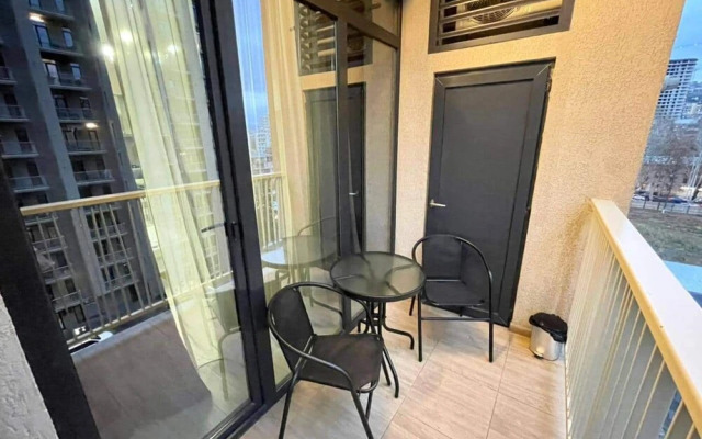 Cozy Apartment at M2