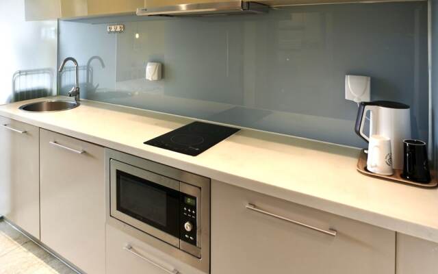 Fosen Suites at Seasons Park