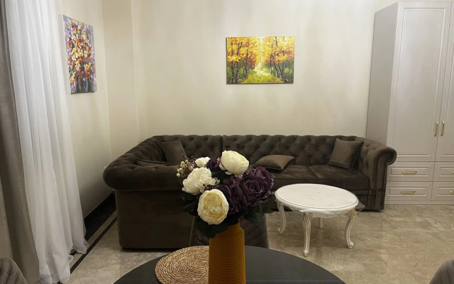 Royale Estates