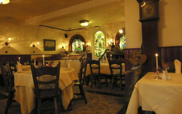 Hotel - Restaurant In den Hoof