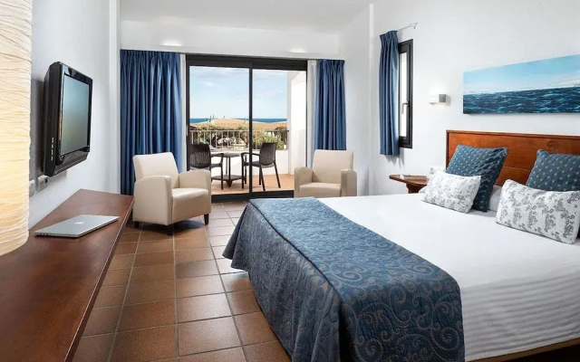 Hotel Sol Ixent Cadaqués - Hotel in Cadaques - Photo 5