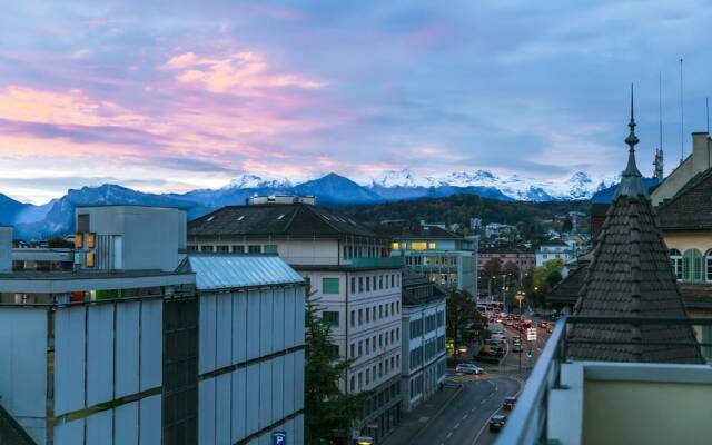 AirHosted - Lucerne City Centre