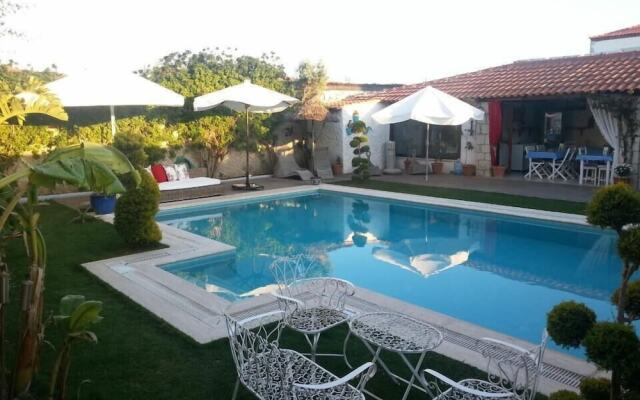 Cayirli Alacati Butik Otel