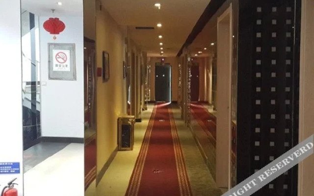 Yijia Business Inn