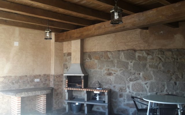 Fantastic Holiday Home In Avila With Mountain View