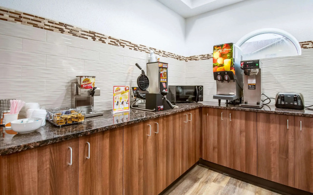 Econo Lodge Franklin