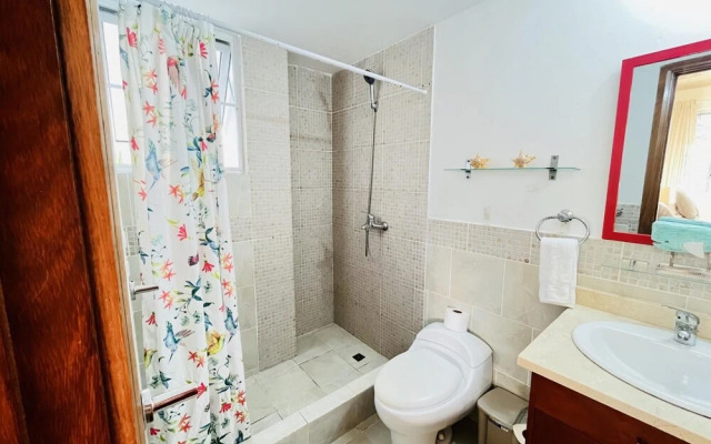 Beauty Pool Views Aparment With Private Beach O201