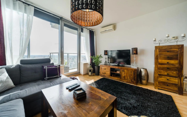 Comfy condo & FREE parking