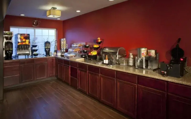 Red Lion Inn & Suites Kent Seattle Area