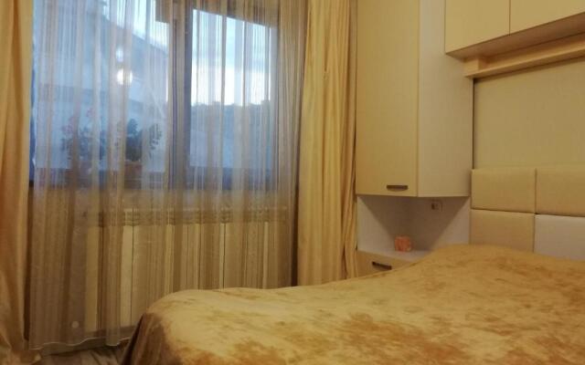 Tomis Apartament