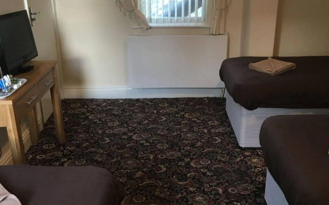 Castle Lodge Guest House