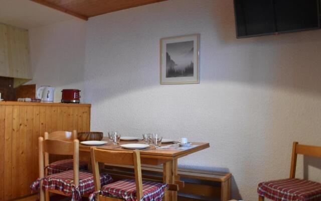 Appartement Méribel, 2 pièces, 5 personnes - FR-1-180-93